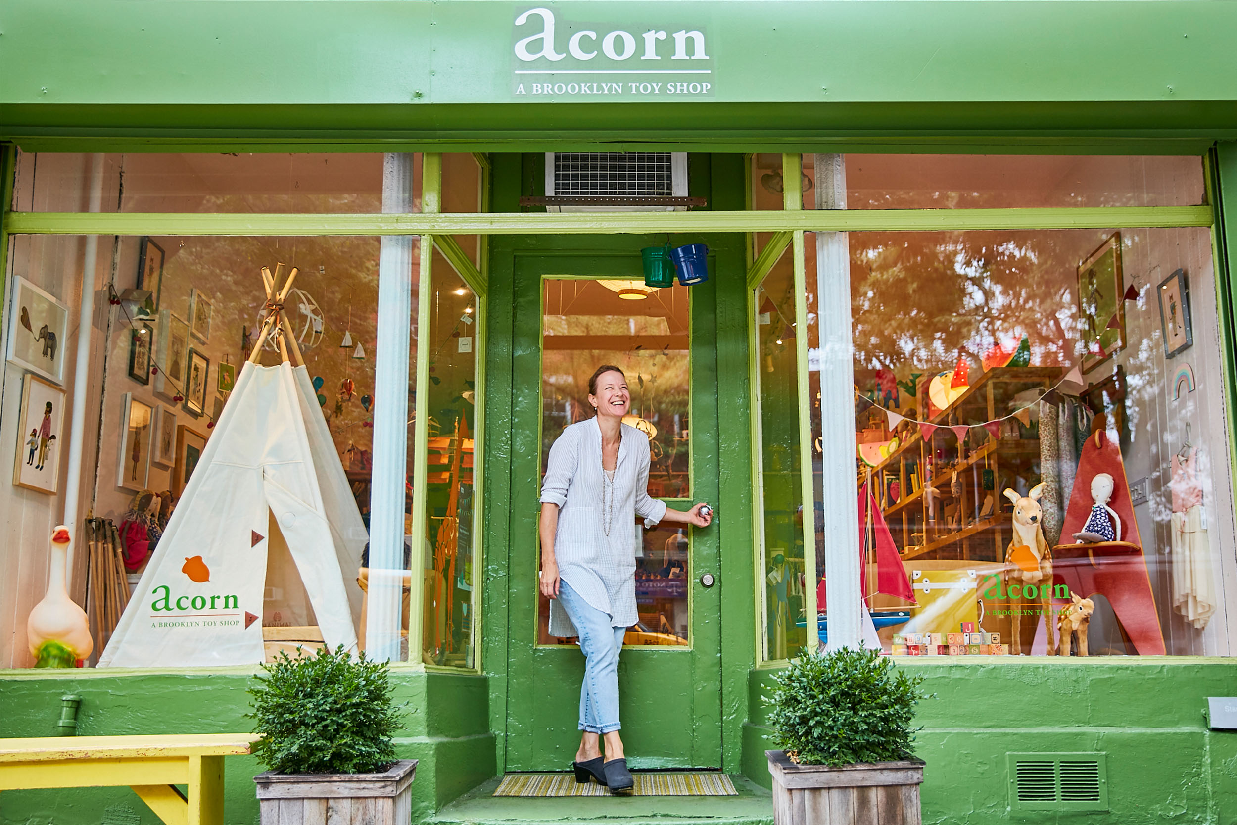 acorn toy shop